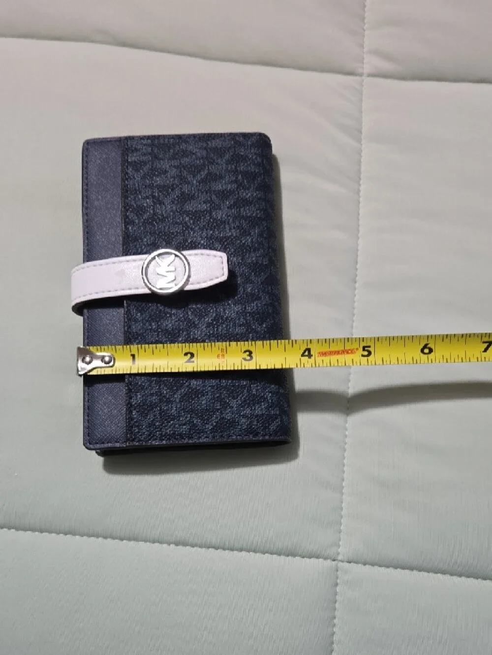 Michael Kors navy wallet with white strap and silver MK logo - Picture 7 of 7